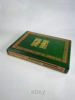 Hobbit Lord of the Rings by JRR Tolkien 1996 Collector's Edition green & gold