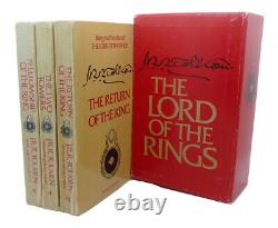 J. R. R. Tolkien THE LORD OF THE RINGS The Fellowship of the Ring, The Two To