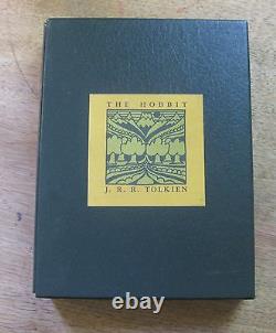 THE HOBBIT by J. R. R. Tolkien -1976 slipcase box FINE illustrated Lord Rings