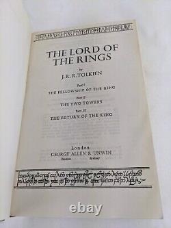 The lord of the rings omnibus by J. R. R. Tolkien 1977 Hardcover BCA RARE
